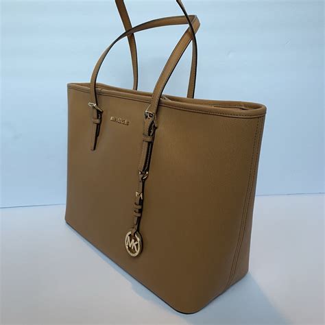 michael kors 30t5gtvt2l|Jet Set Saffiano Leather Top.